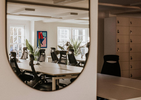 Office: St Augustines Parade, 29 St Augustines Parade, Bristol, BS1 4UL