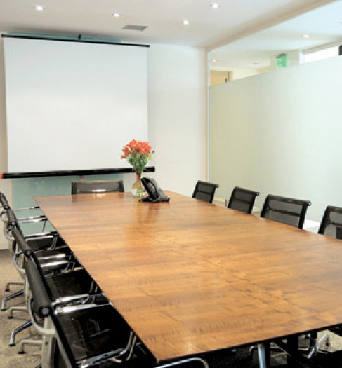 Office: Sterling Saborna, Sofia, 1000