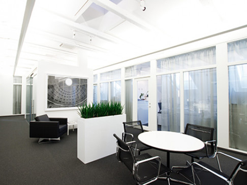 Office: Park Venue, Engelbrektsgatan 9-11, Stockholm, SE- 114 32