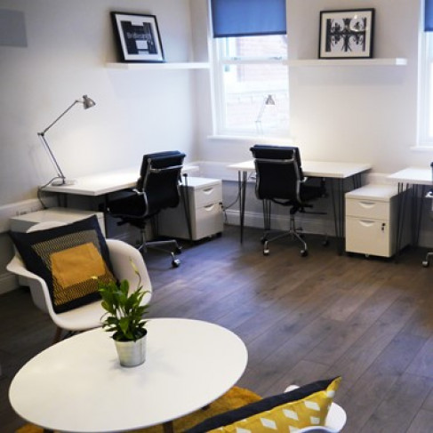 Office: Straford-Upon-Avon Business Centre, London, CV37