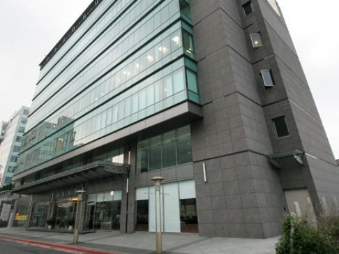 Office: Aurora, 3/F, No.183, Zhouzi St, Taipei, 11493