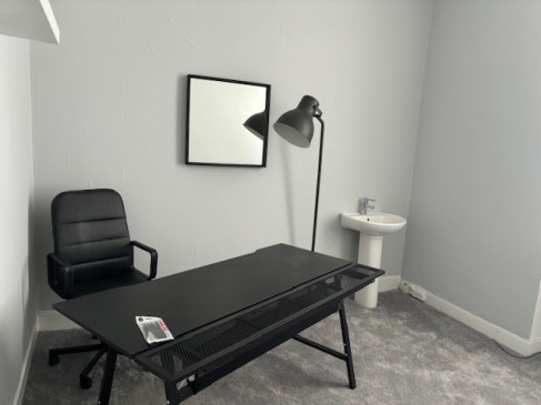 Office: Technology House Scotland Limited, 9 Newton Place, Glasgow, G3 7PR