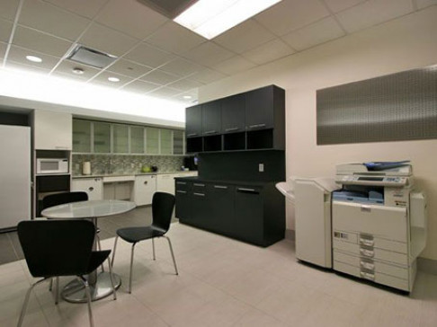 Office: Texas, Hill Country Galleria, 12600 Hill Country Boulevard, Bee Cave, TX 78738