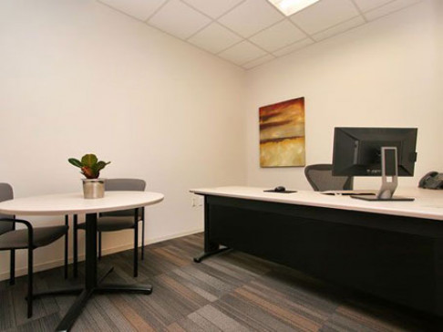Office: Texas, Hill Country Galleria, 12600 Hill Country Boulevard, Bee Cave, TX 78738