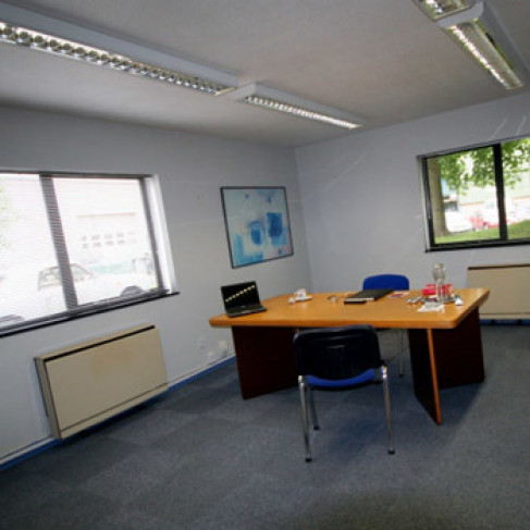 Office: The Business Centre, Innsworth Technology Park, Gloucester, GL3