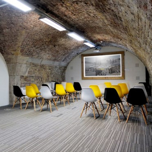 Office: The Dock, Tobacco Quay, London, E1W