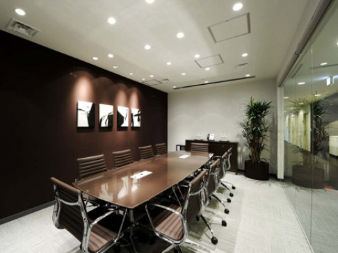 Office: Shinbashi, 2/F & 3/F Shinbashi Tokyu Bldg, Tokyo, 105-0004
