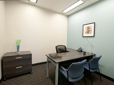 Office: Bloor and Yonge, 2 Bloor Street West, Toronto, M4W 3E2