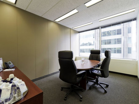 Office: Bloor and Yonge, 2 Bloor Street West, Toronto, M4W 3E2