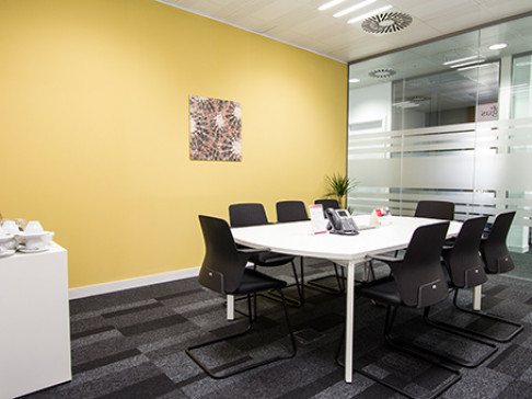 Office: Plaza del Ayuntamiento, Calle Las Barcas, 2, Valencia, 46002