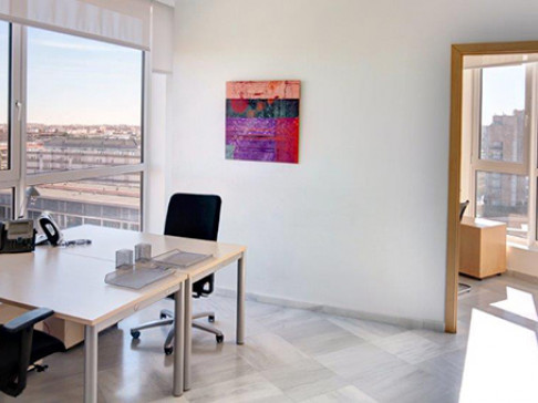 Office: Sorolla Center, Avenida Cortes nas 58, Valencia, 46015