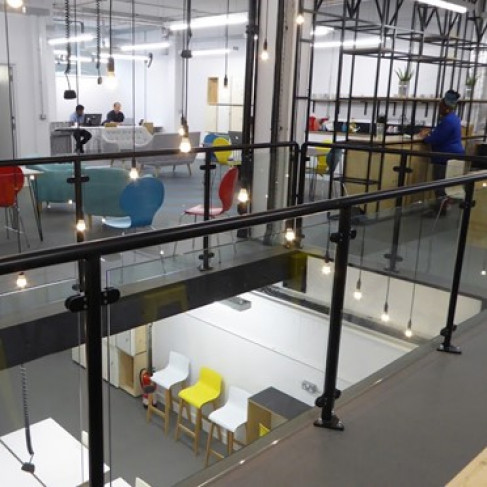 Office: Vesey Path, Poplar - E14, London, E146AQ