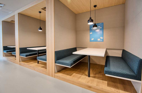 Office: Viale dell'Arte 25, Rome, 00144