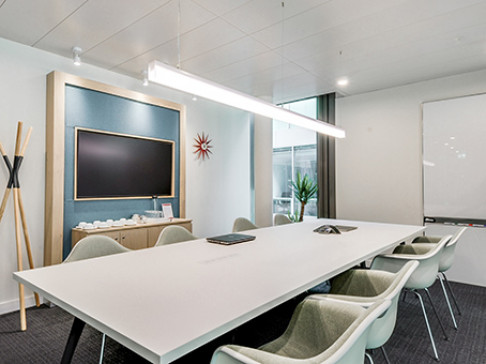 Office: Wallisellen, 7 Richtistrasse, Zurich 8304