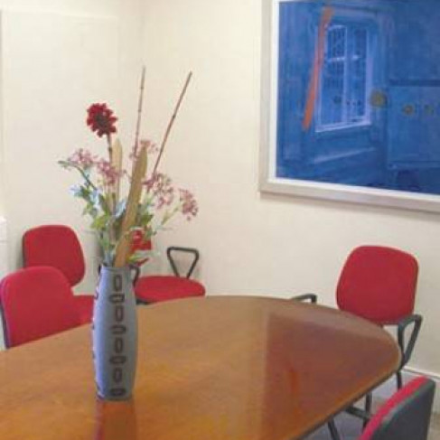 Office: Wellington Park Business Centre, Belfast, BT9