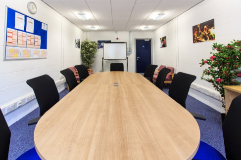 Office: Middlemore Road, West Bromwich B21 0AL