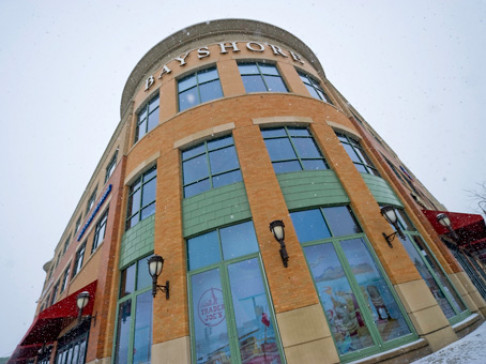 Office: Wisconsin, Bayshore Town Center, 500 W. Silver Spring Drive, Glendale, WI 53217