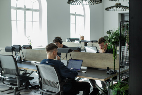 Office: P&auml;rnu mnt 12, Tallinn, Tallinn, 10148