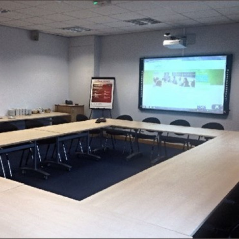 Office: Wrest Park, Park Avenue, Bedford, MK45