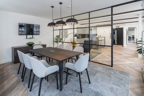 Office: 11 Cursitor St, London, London, EC4A 1LL