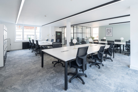 Office: 11 Cursitor St, London, London, EC4A 1LL