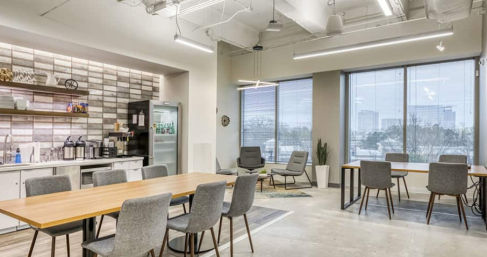 Office: 121 Perimeter Center West, Atlanta, 30346