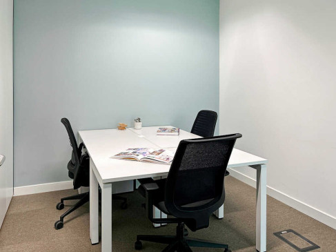 Office: 132 boulevard Michelet, Marseille, 13008