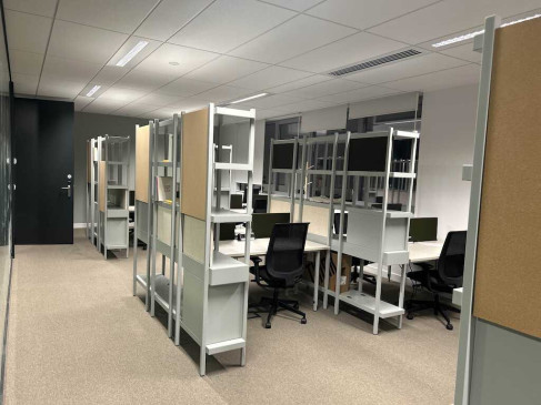 Office: 132 boulevard Michelet, Marseille, 13008