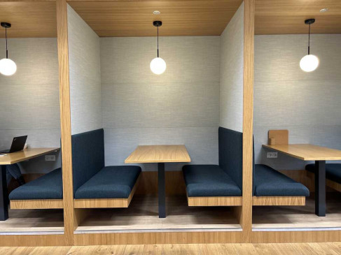 Office: 132 boulevard Michelet, Marseille, 13008