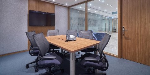 Office: 136 Des Voeux Road Central, Des Voeux Rd W