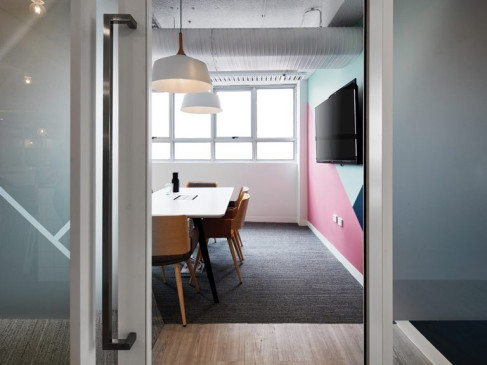 Office: Commonwealth Street, 241, Sydney, 2010