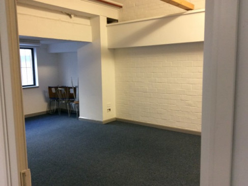 Office: 3 Portwall Lane, Bristol, BS1 6NB