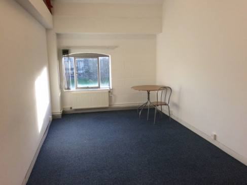 Office: 3 Portwall Lane, Bristol, BS1 6NB