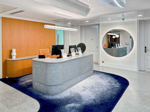 Office: 32-34 Avenue Kleber, Paris, 75116