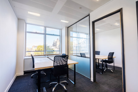 Office: 33 Cavendish Square, London