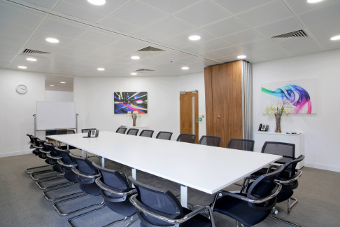 Office: 40rty Caversham Road, Reading, RG1 7EB