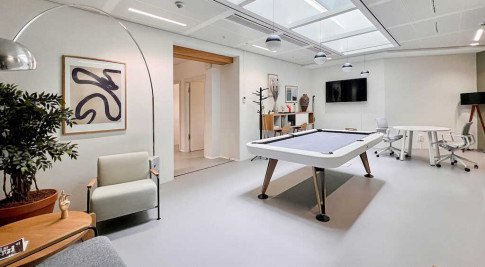 Office: 5 Place de la Gare, Luxembourg, 1616