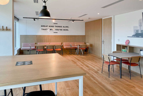 Office: 612 Rue de la chaude rivi&egrave;re, Lille, 59800