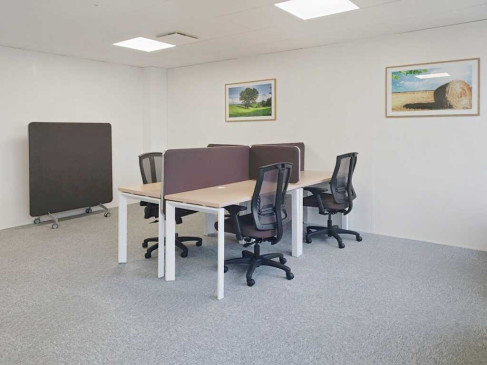 Office: 6 Rue du Danemark, Carquefou, 44470