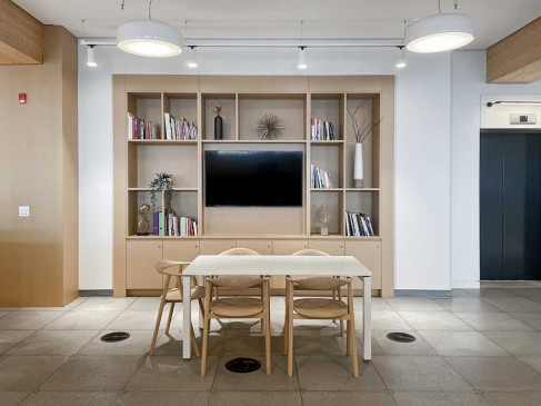 Office: 80 Atlantic Avenue, Toronto, M6K 1X9