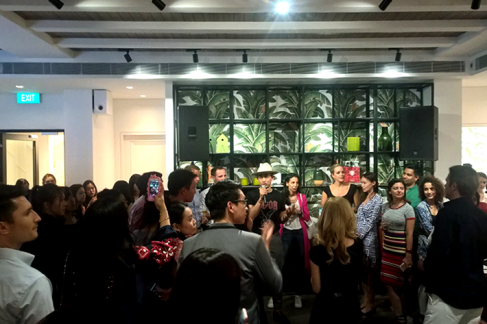 Office: 99 Duxton Road, Singapore, 89543