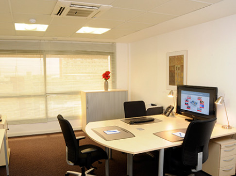 Office: Lagune, 7 avenue Nogues - Plateau, Abidjan, 01BP 5754