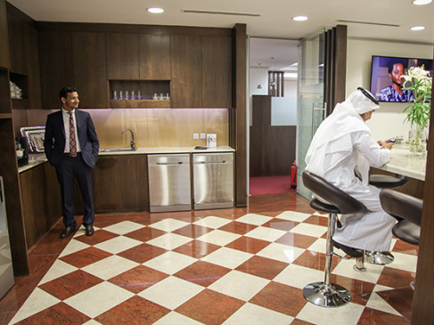 Office: Al Murjanah Tower, Corner of Prince Sultan and Alkayyal Streets, Jeddah