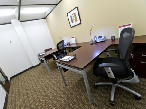 Office: Alberta, Manulife Place, 10180 - 101 Street, Edmonton, T5J 3S4