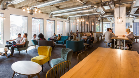 Office: Aldgate, Des Place, London, EC3A 7LP