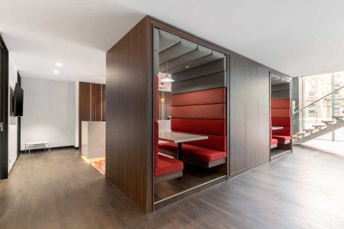 Office: Mandela Plein 1, Almere, 1314 CG