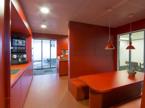 Office: de Vijzel, Vijzelstraat 20, Amsterdam, 1017 HK