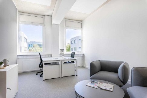 Office: 26 Timisoara Boulevard Plaza Romania Offices Building, Bucharest, 061331