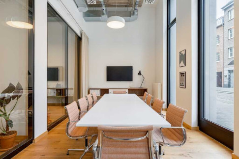 Office: Neubrueckstrasse 1, D&uuml;sseldorf, 40213