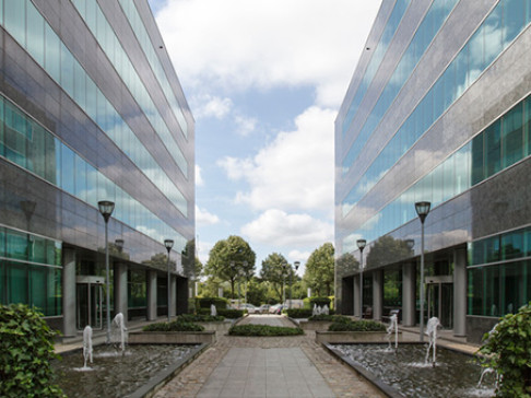 Office: Antwerp Station, Uitbreidingstraat 84, Berchem, 2600